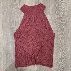 Sleeveless Knit Halter Top in Rose